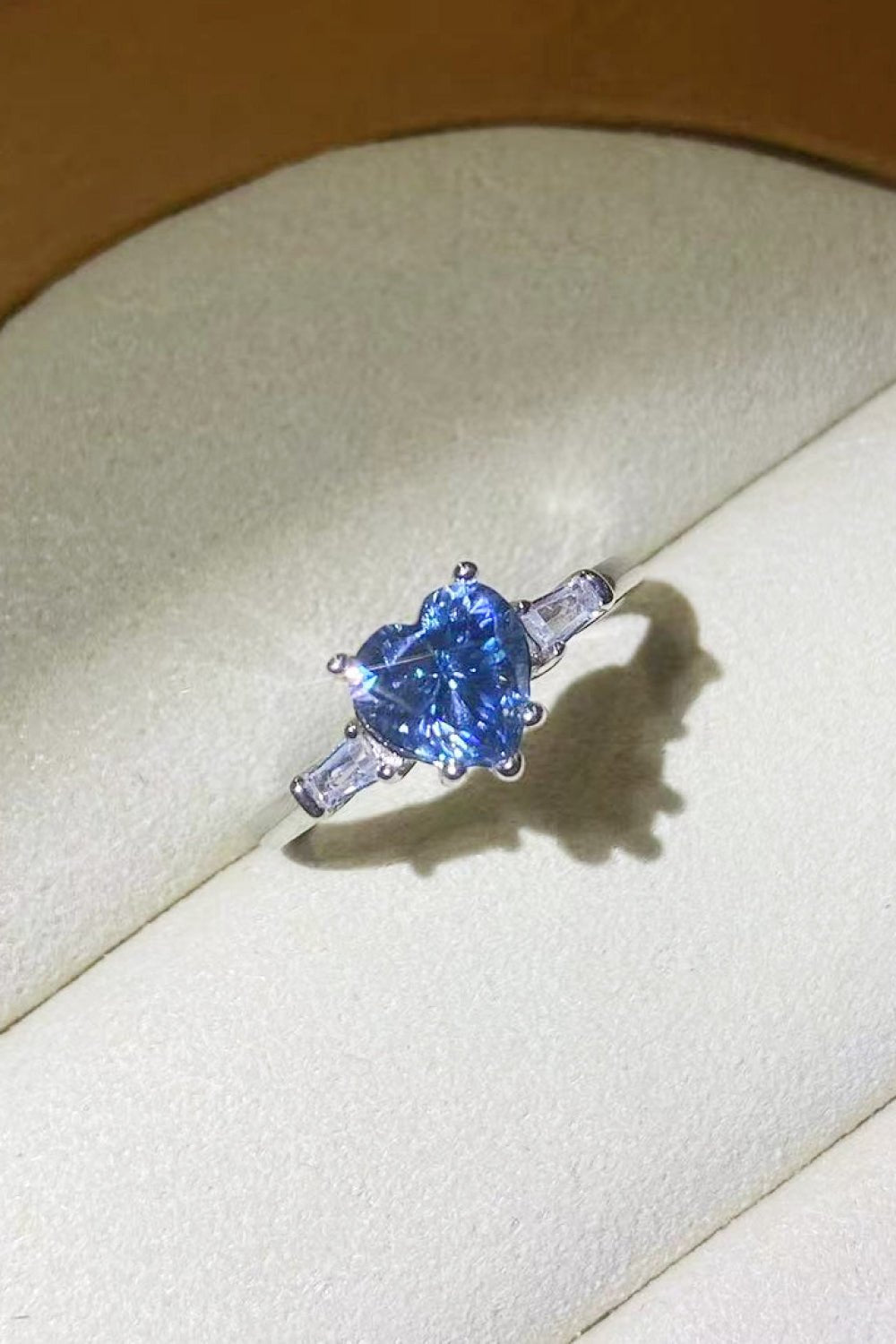 1 Carat Moissanite Heart-Shaped Platinum-Plated Ring in Blue - Razmas Shop