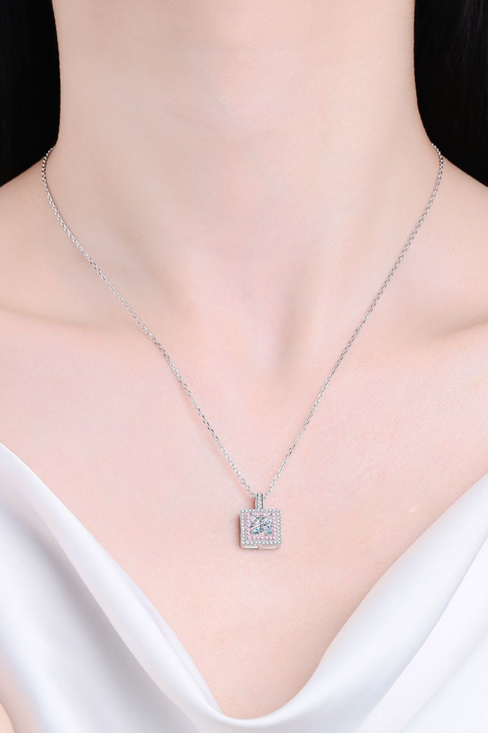 1 Carat Moissanite Square Pendant Chain Necklace - Razmas Shop