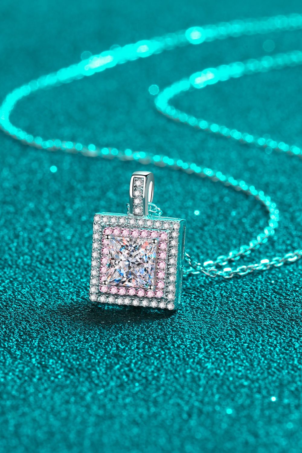 1 Carat Moissanite Square Pendant Chain Necklace - Razmas Shop