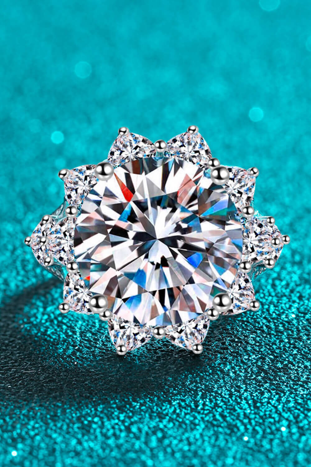 10 Carat Moissanite Flower-Shaped Ring - Razmas Shop