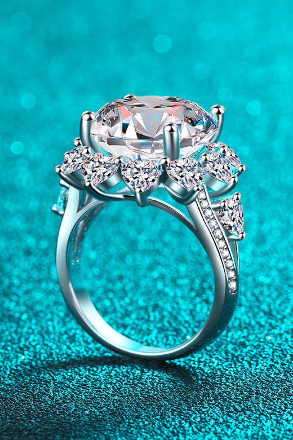 10 Carat Moissanite Flower-Shaped Ring - Razmas Shop