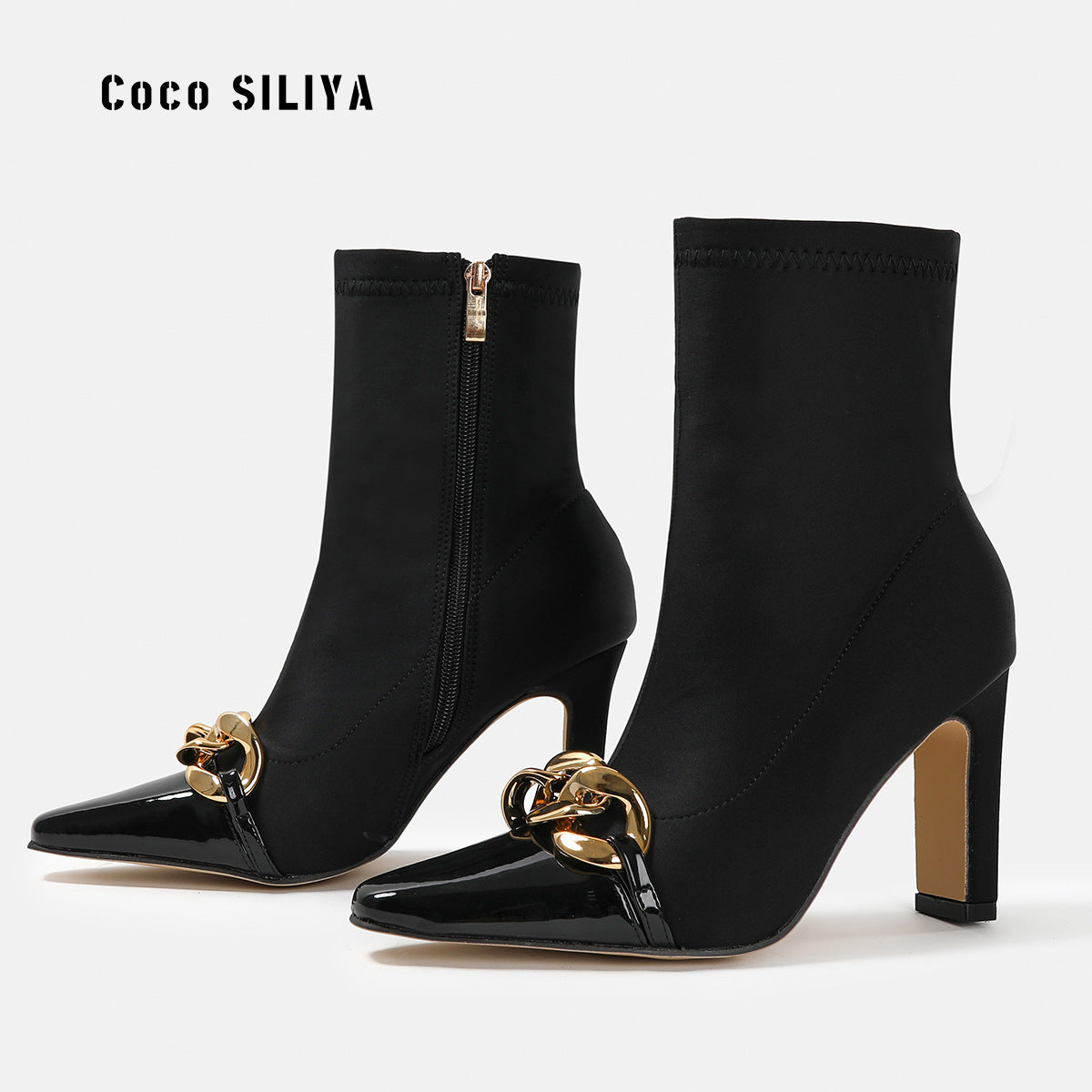 Autumn and Winter New Short Boots Women's Pointed Toe High Heel Thick Heel Medium Volume Martin Boots Large Size Boots