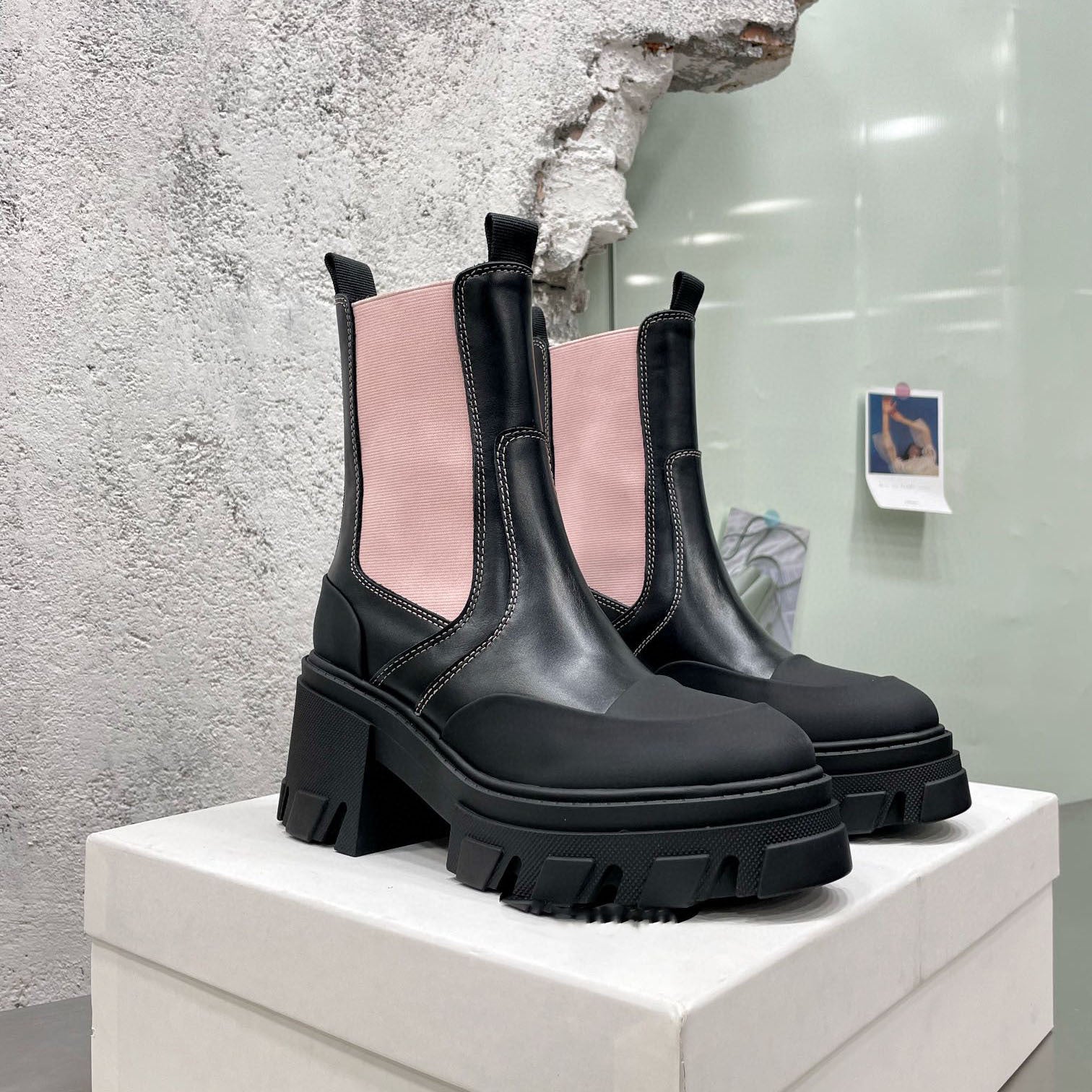 Thick Sole Hight Increasing Chelsea Boots Women Real Leather Mixed Colors Martin Boots Round Toe Elastic Band Ankle Boots