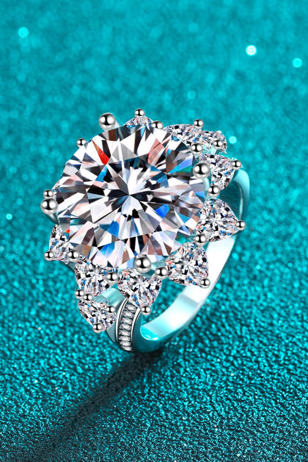 10 Carat Moissanite Flower-Shaped Ring - Razmas Shop