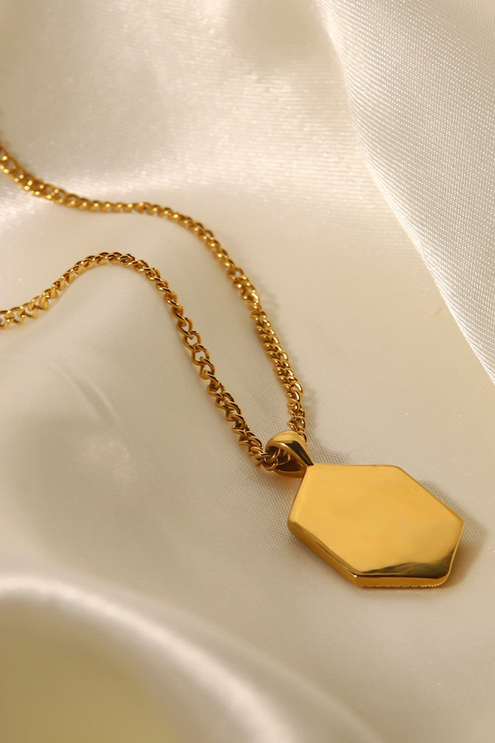 18K Gold Plated Snake Geometric Pendant Necklace - razmas Shop